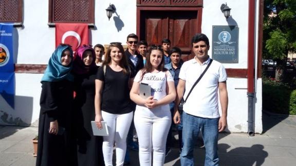 Safahat Okumaları Etkinliğine Katılan Öğrencilerimiz Ankarada