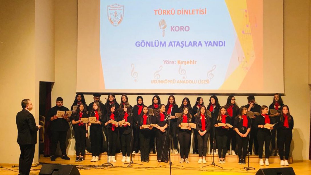 Uzunköprü Anadolu Lisesi Müzik Öğretmeni Özgecan İşbilen yönetiminde öğrencileri ile birlikte Müzik Dinletisi gerçekleştirilmiştir. 